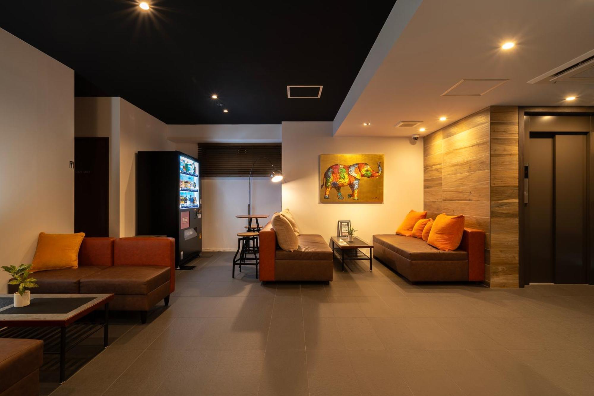 อพาร์ตโฮเทล Wellstay Shinimamiya Station *