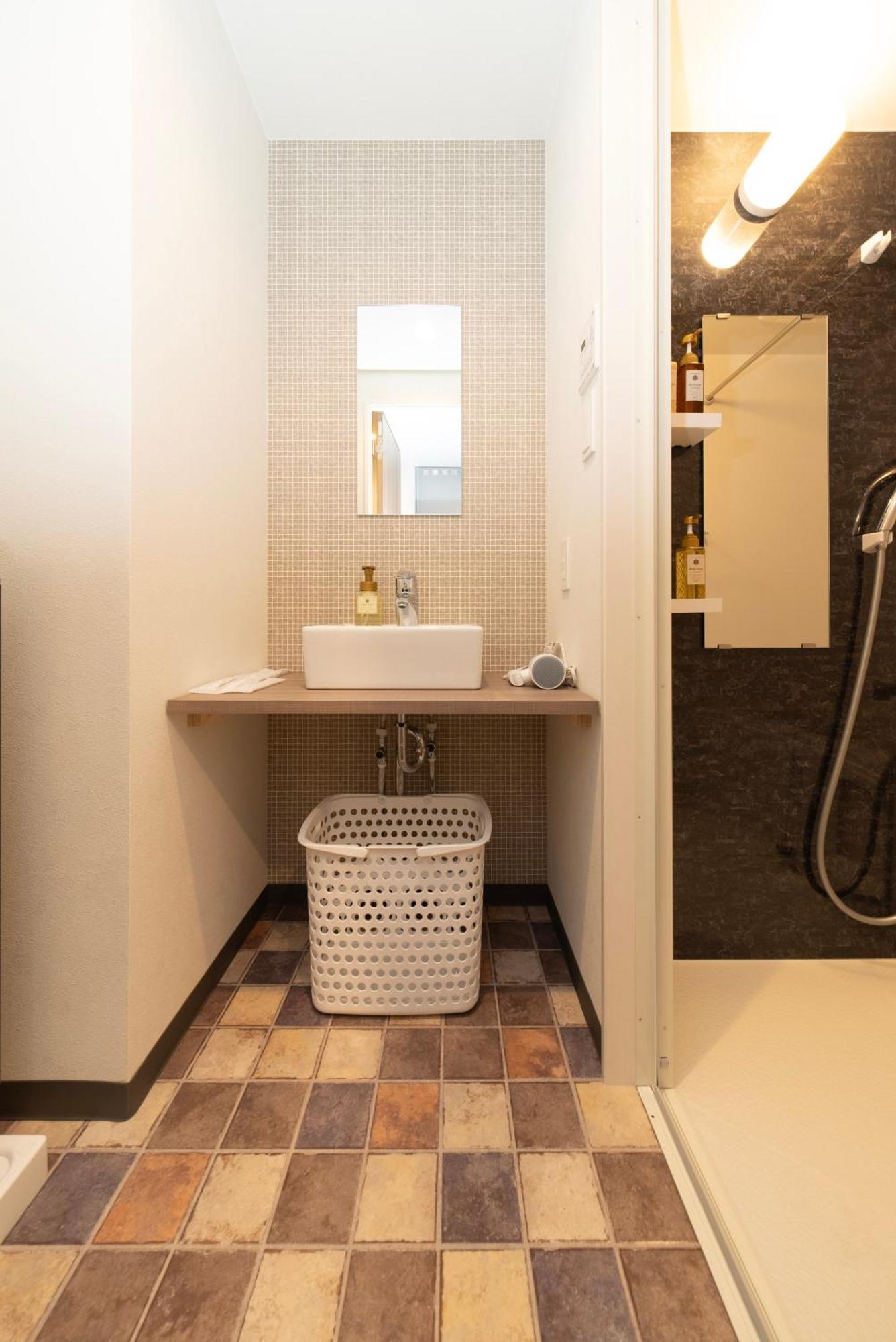 Aparthotel Wellstay Shinimamiya Station Osaka